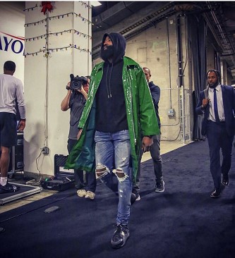 国米大战利物浦，巴萨PK法鹰，参与截图预测今夜欧冠的比分（国米迎战利物浦，巴萨对决法鹰，晒截图参与预测今夜欧冠比分）