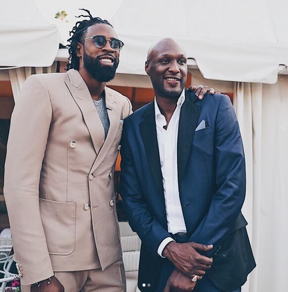 中场核心助攻连续上升，带动全队（中场大脑助攻连涨，盘活全队）