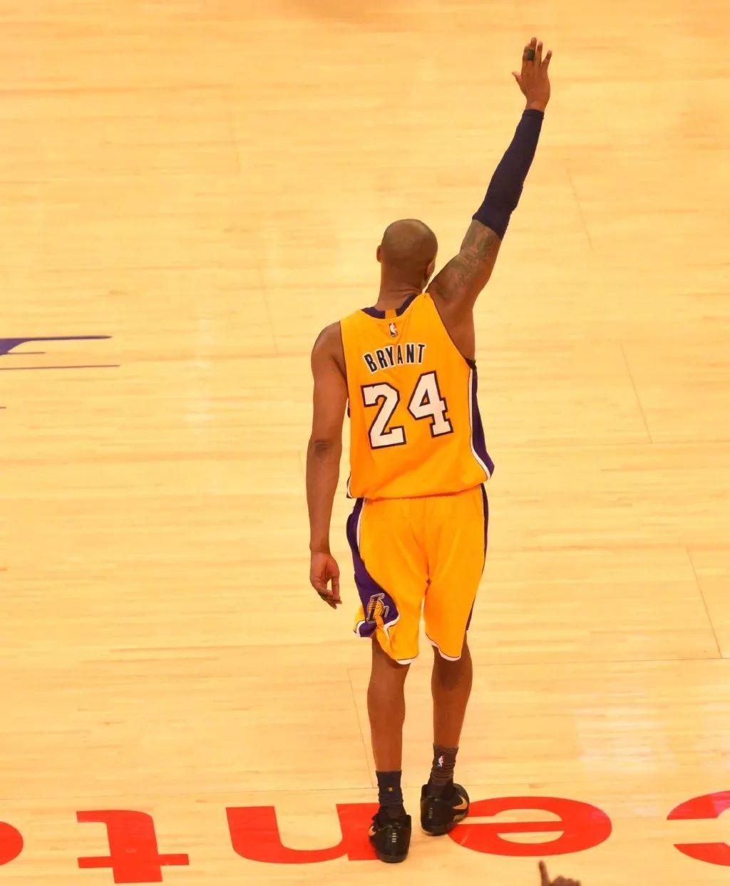 约尼查：喜欢玉溪的米线、水饺和烧烤；希望能在玉昆踢到退役（约尼查自曝钟爱玉溪米线、水饺与烧烤，盼在玉昆效力至退役）